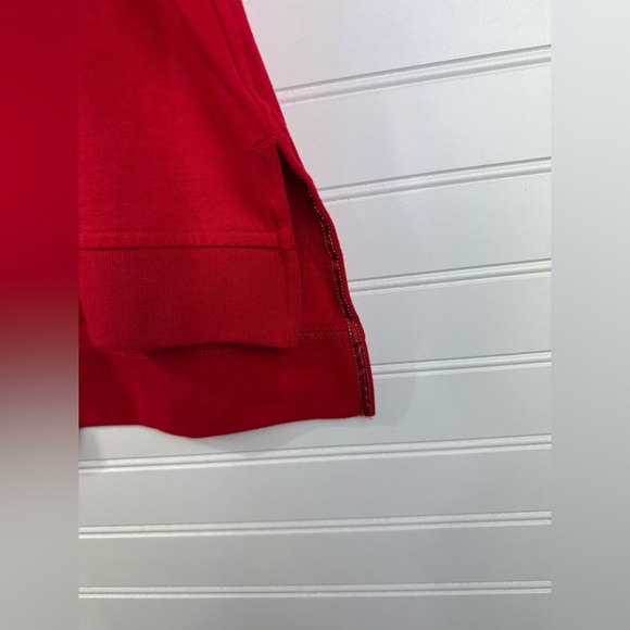 Victoria Sport Victoria’s Secret red keyhole back sweatshirt. Size XS. - Picture 4 of 6